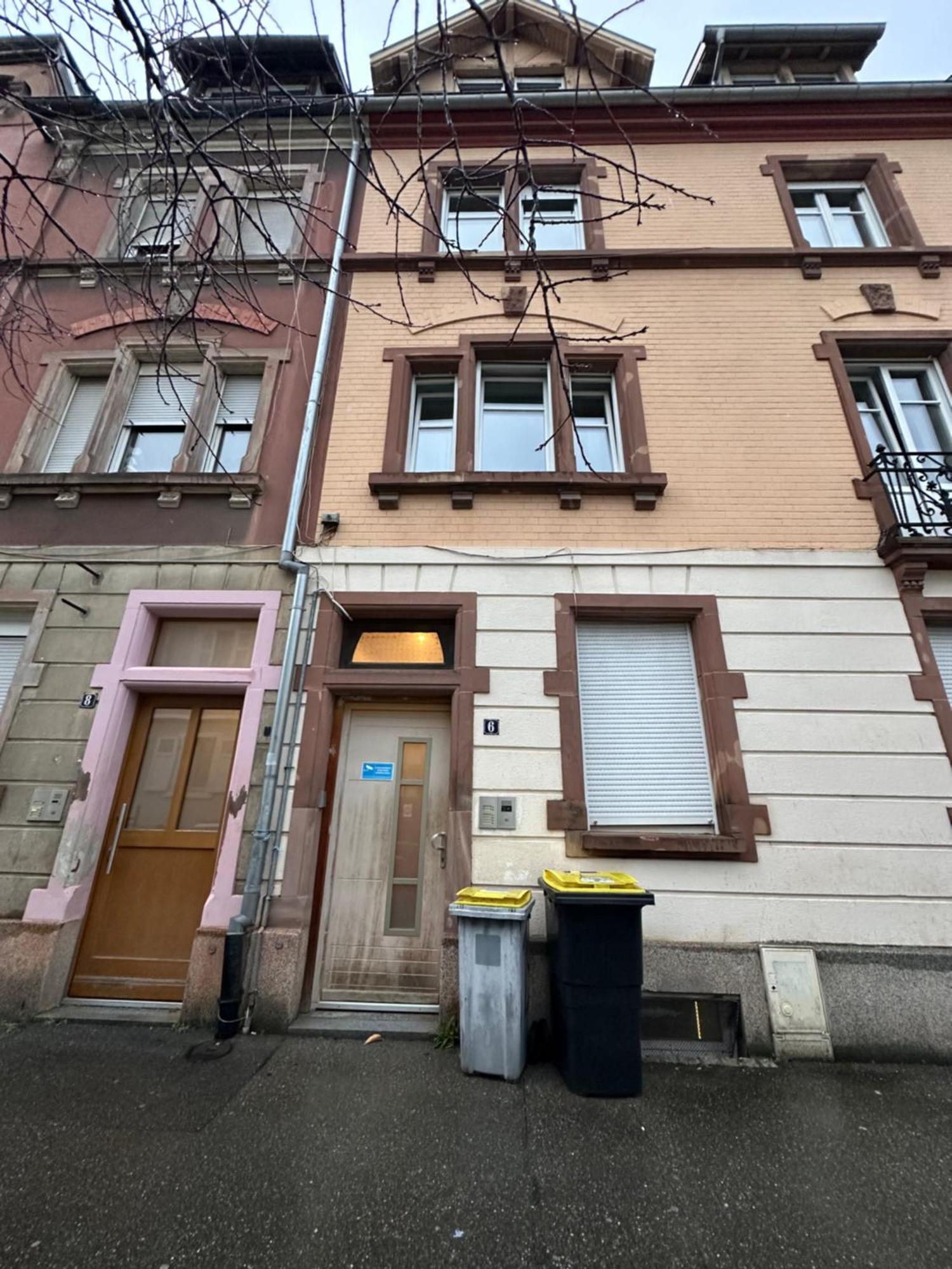 # Le 6 # Joli Petit Studio ! Centre Ville Au Calme Mulhouse Bagian luar foto